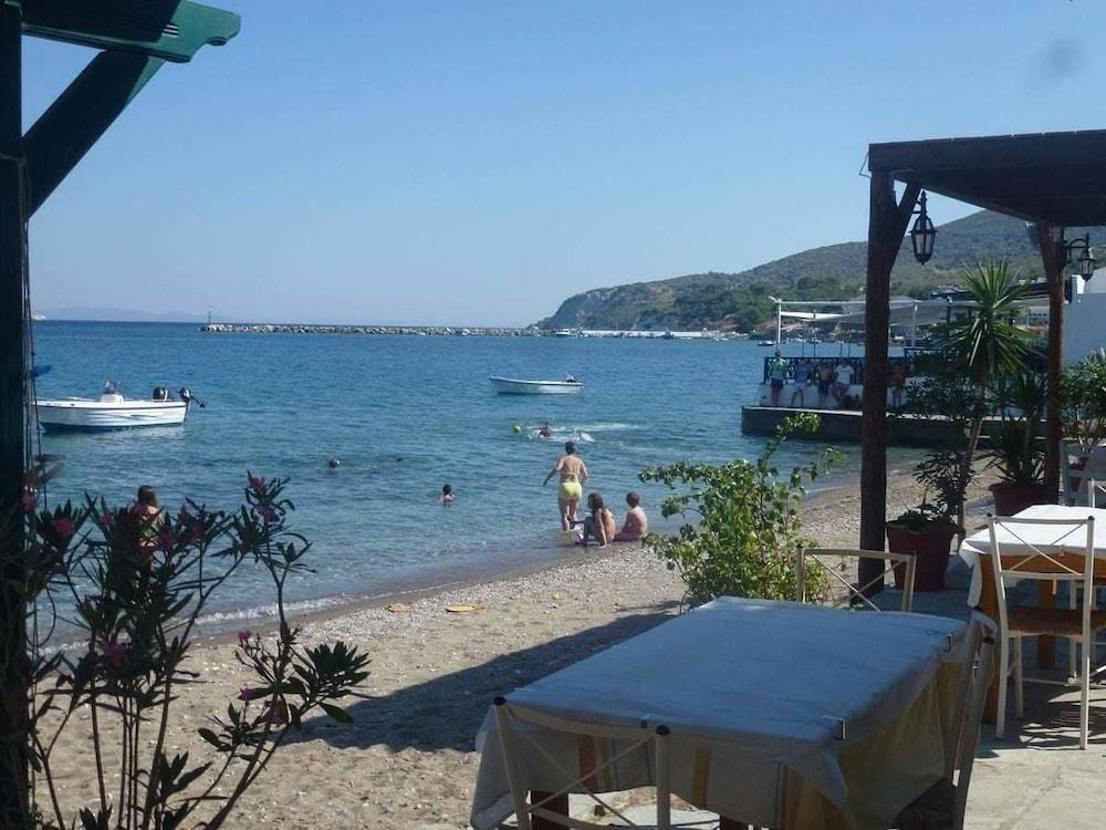 Rania Beach Ireo  Exteriör bild